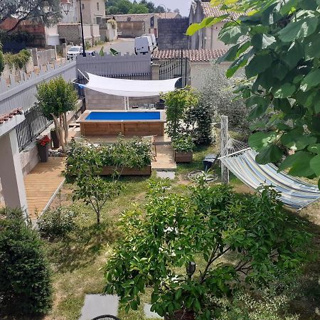 Bed and Breakfast Chez Jeanfi Fronsac  Экстерьер фото