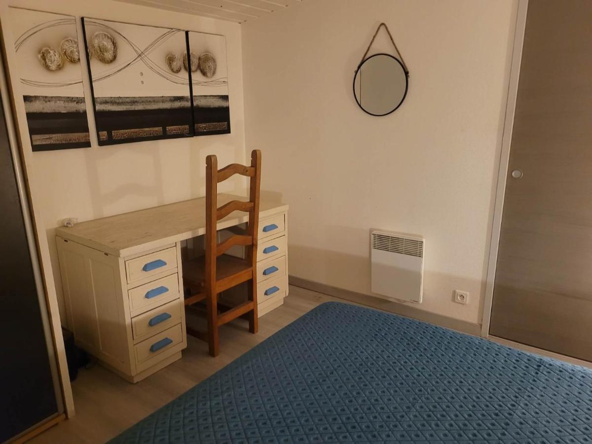 Bed and Breakfast Chez Jeanfi Fronsac  Экстерьер фото
